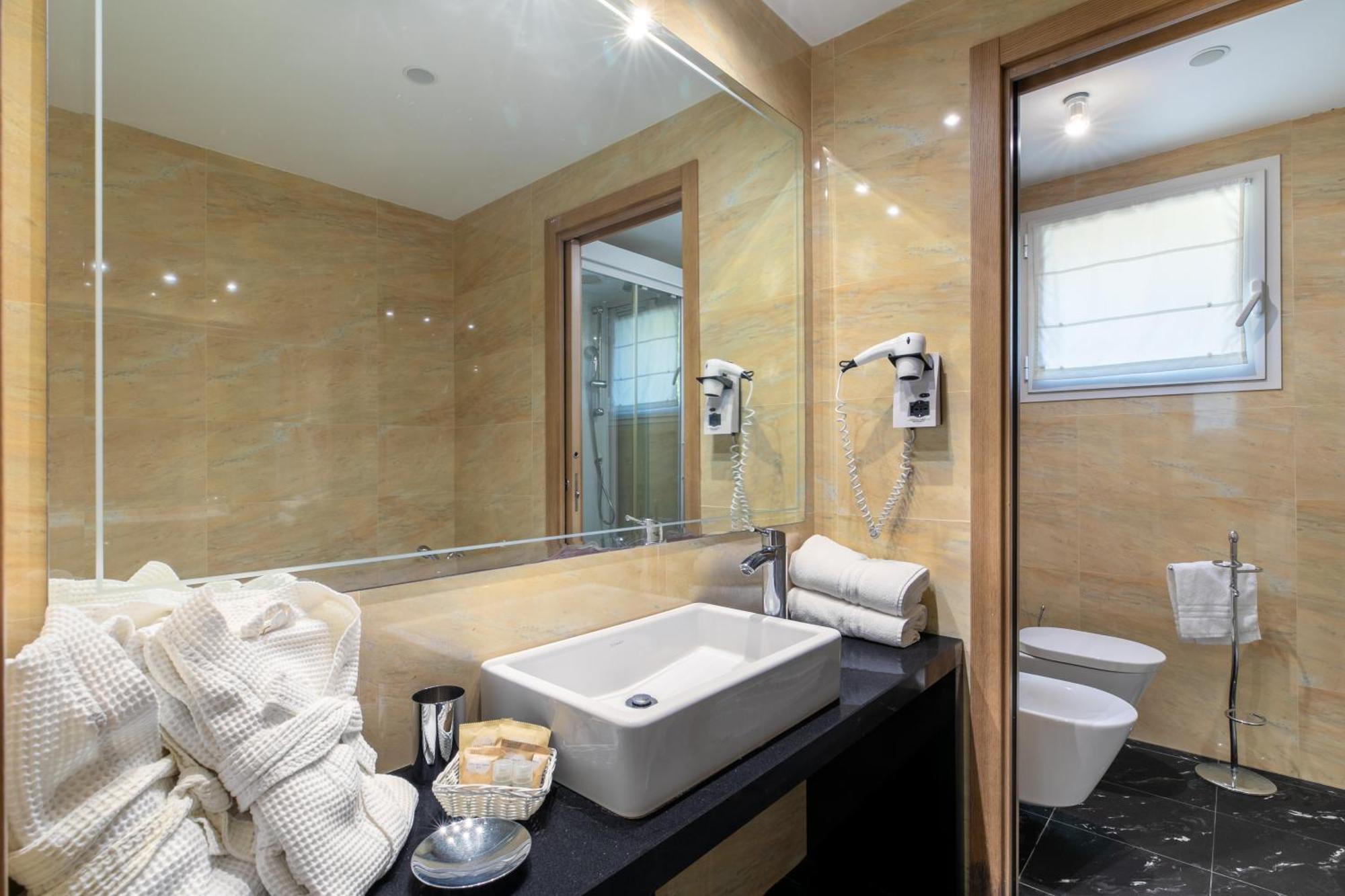 ליגננו סביאדורו Hotel Villa Doimo מראה חיצוני תמונה